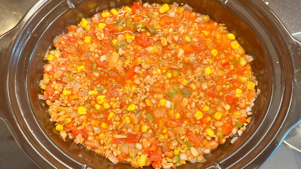 Slow cooker chili, ready to serve